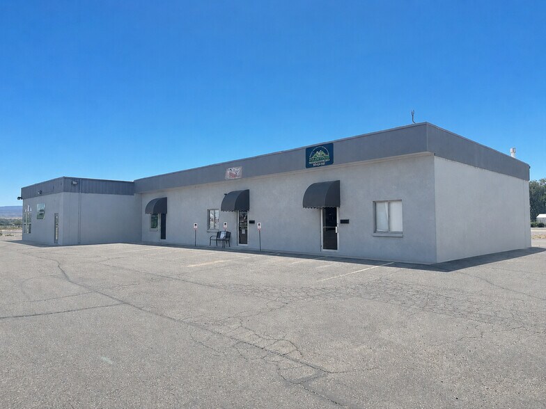 More Photos Of 2940 I-70 Business Loop, Grand Junction Flex For Sale