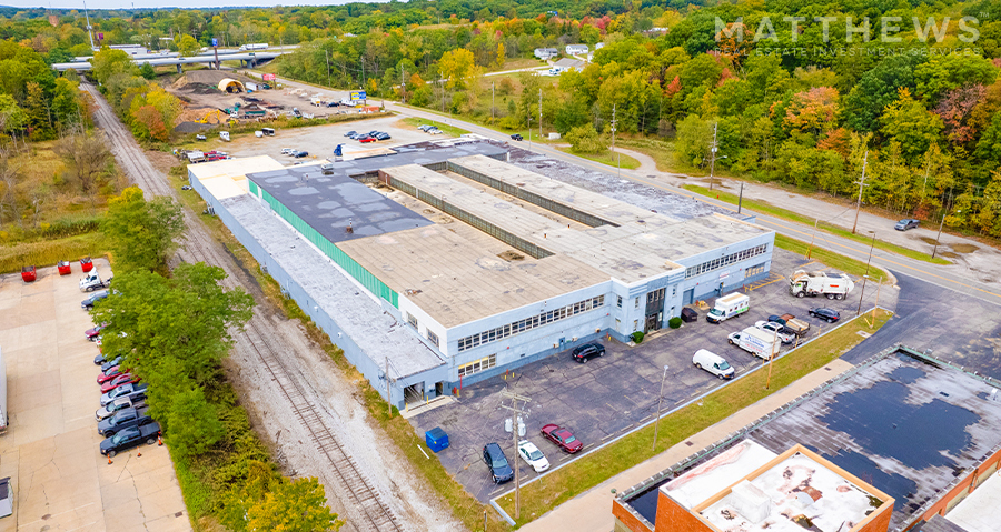 Primary Photo Of 24300 Solon Rd, Bedford Heights Warehouse For Sale