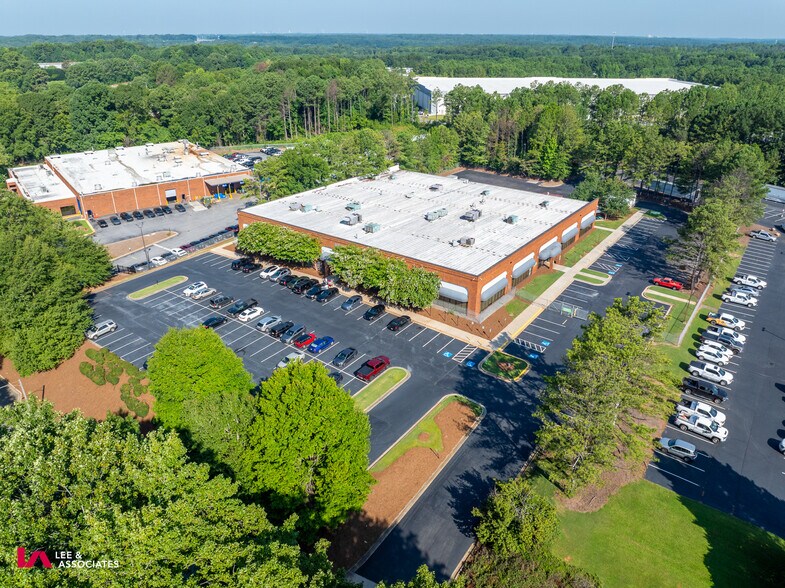 More Photos Of 5200 Panola Industrial Blvd, Decatur Warehouse For Lease