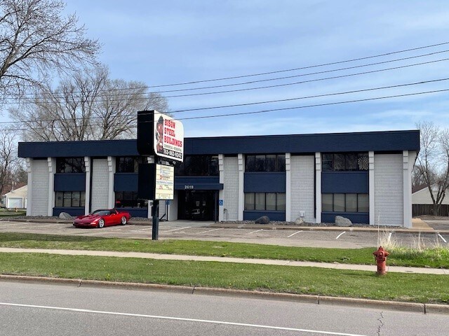 More Photos Of 2619 Coon Rapids Blvd NW, Coon Rapids Office For Lease