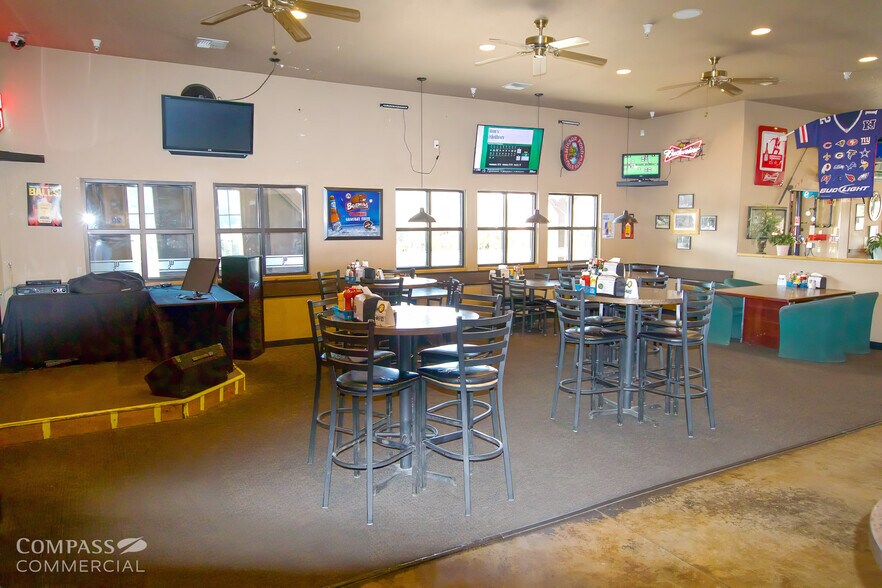 More Photos Of 52600 N 97 Hwy, La Pine Restaurant For Sale