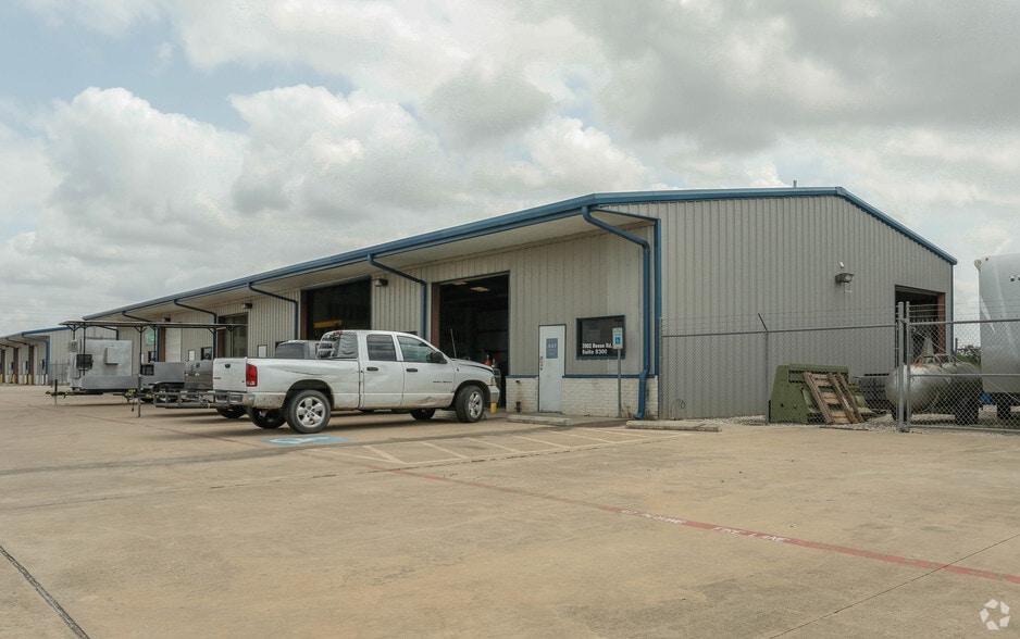 Primary Photo Of 3902 Reese Rd, Richmond Warehouse For Lease