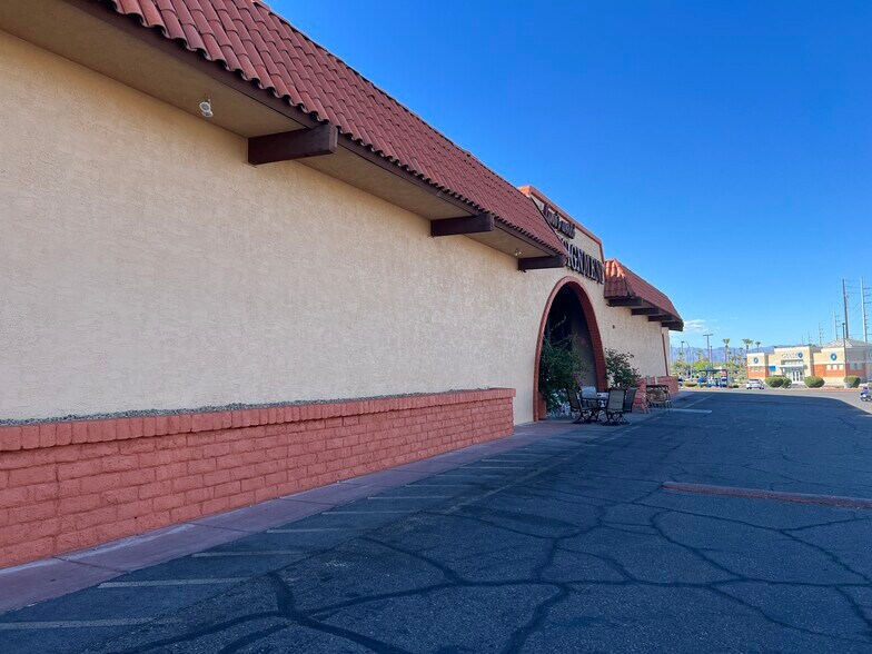 More Photos Of 4995 S Eastern Ave, Las Vegas Freestanding For Lease