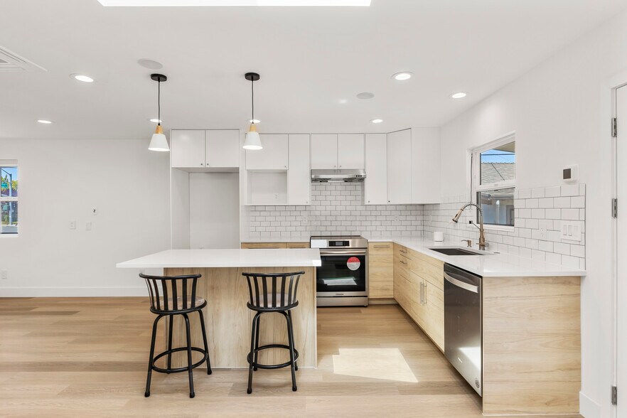 More Photos Of 9930 Calvine Rd, Sacramento Apartments For Sale