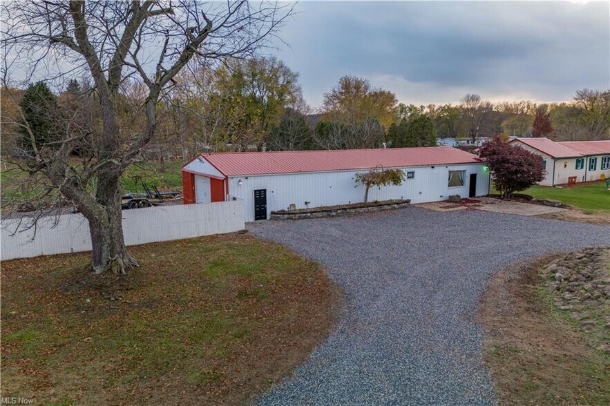 Primary Photo Of 7000 Alliance Rd. N.W., Malvern Flex For Sale