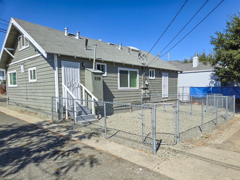 More Photos Of 1920 Marin St, Vallejo Apartments For Sale