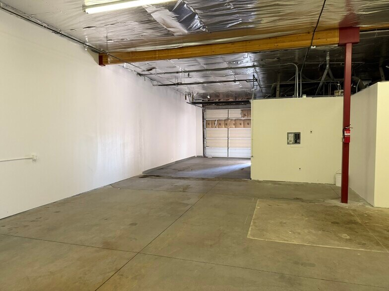 More Photos Of 3094 Research Way, Carson City Warehouse For Lease
