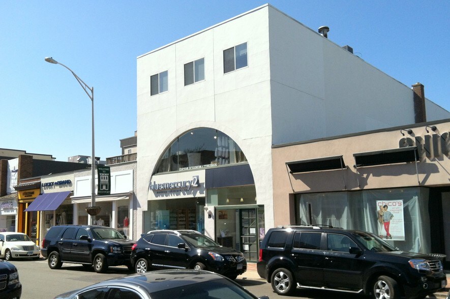 More Photos Of 57 Main St, Westport General Retail For Lease