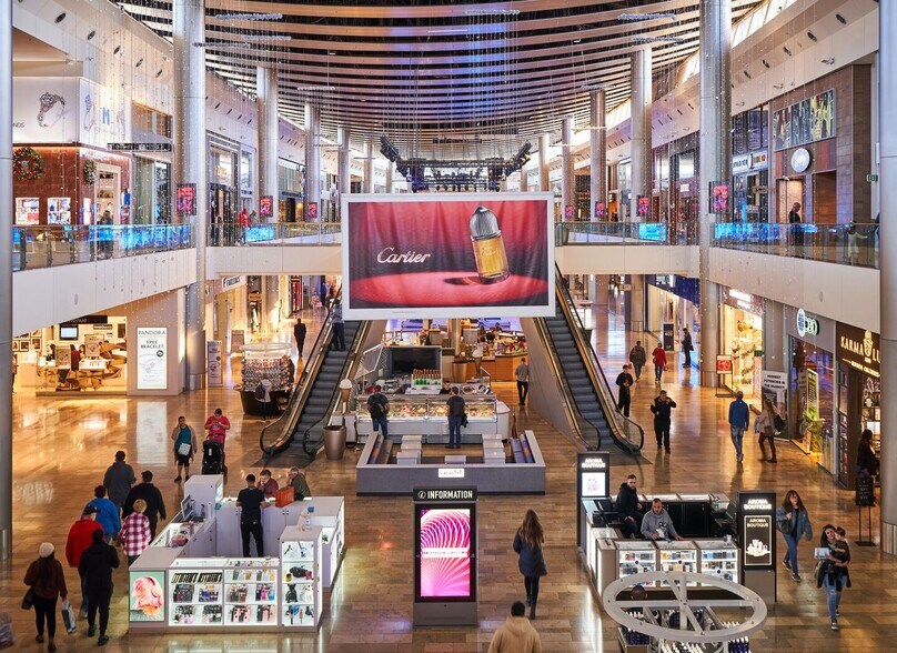 More Photos Of 3200 Las Vegas Blvd S, Las Vegas Unknown For Lease