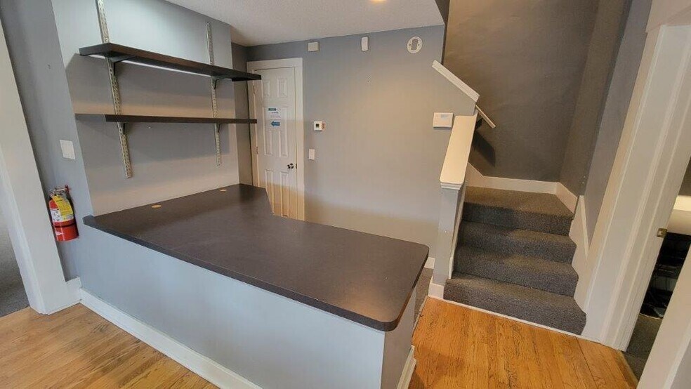 More Photos Of 226 E 6th St, Dayton Office Residential For Lease