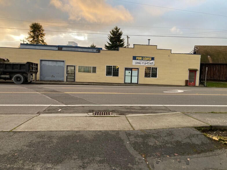 Primary Photo Of 15415 Ambaum Blvd SW, Burien Warehouse For Lease