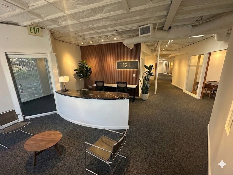 More Photos Of 1912 F St, Sacramento Office For Lease