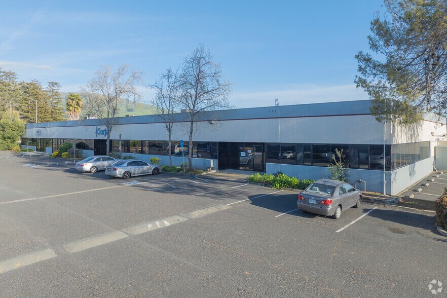 Primary Photo Of 45437 Warm Springs Blvd, Fremont Warehouse For Lease