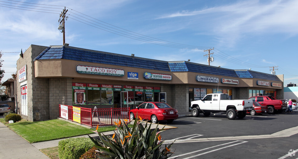 Primary Photo Of 875-895 S Euclid St, Anaheim Storefront For Lease