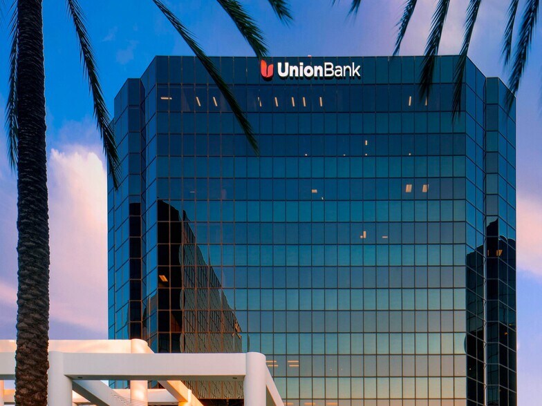 More Photos Of 18100 Von Karman Ave, Irvine Unknown For Lease