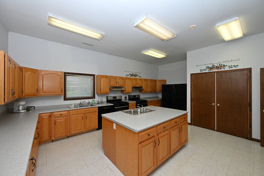 More Photos Of 77 E 50 N, Winamac Religious Facility For Sale