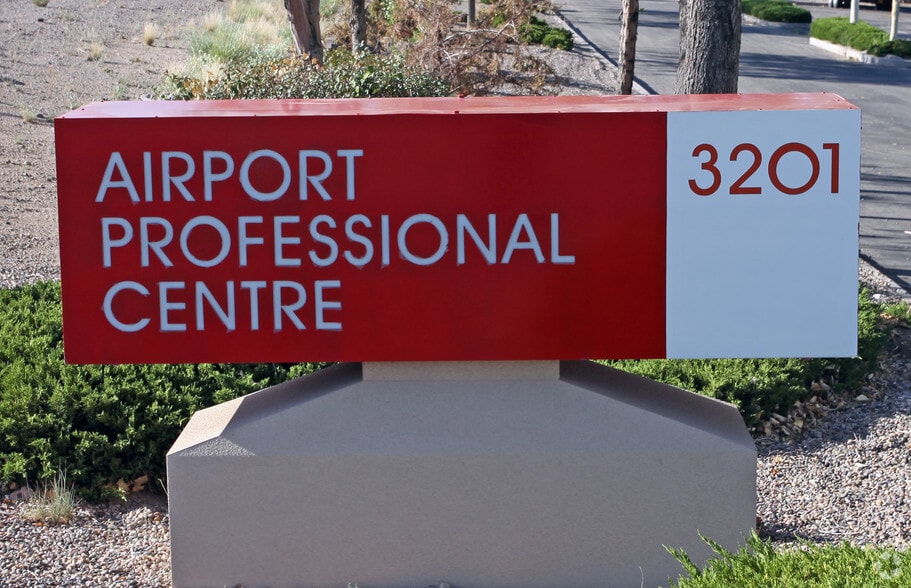 More Photos Of 3201 University Blvd SE, Albuquerque Warehouse For Lease