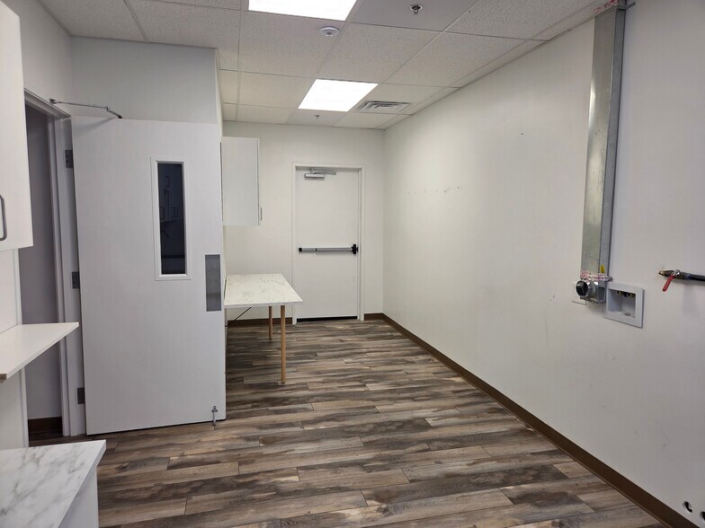 More Photos Of 25663 Smotherman Rd, Frisco Office For Lease