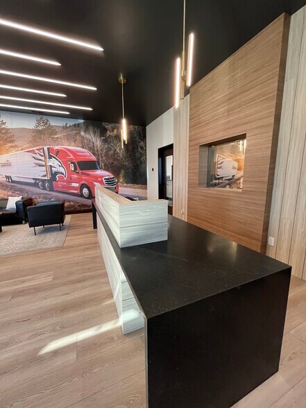 More Photos Of 3202 W 5000 S, Rexburg Office For Lease