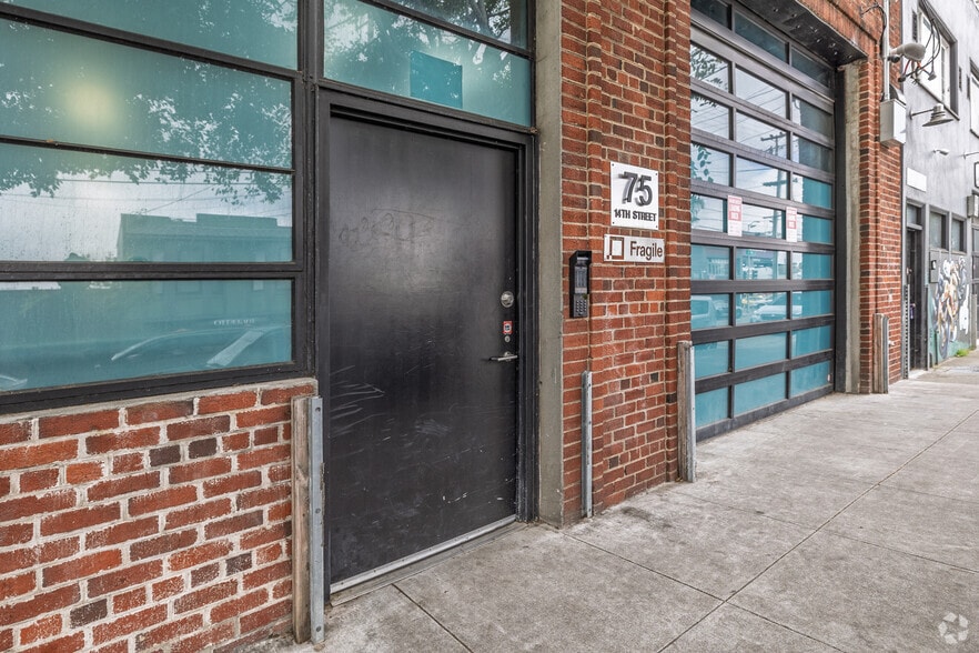 More Photos Of 75 14th St, San Francisco Light Distribution For Sale