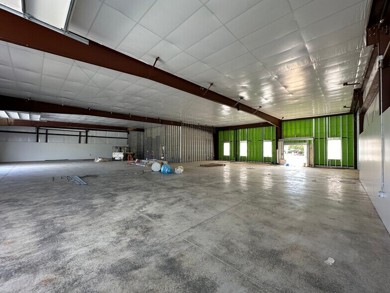 More Photos Of 55 Airport Industrial Dr, Clayton Light Distribution For Sale