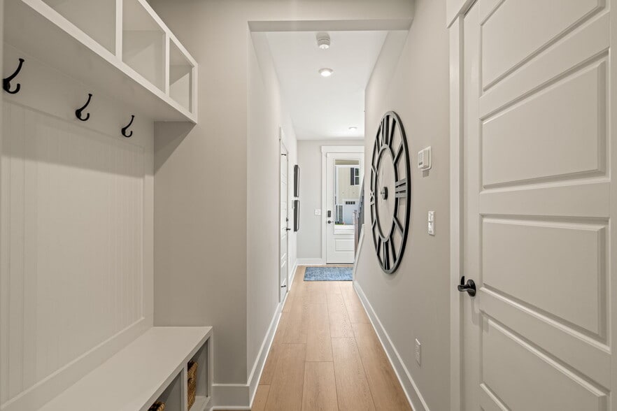 More Photos Of 7203 Plumleaf Rd, Raleigh Apartments For Sale