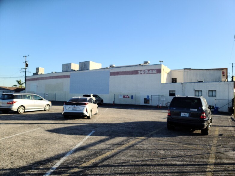 More Photos Of 14948 Crenshaw Blvd, Gardena Movie Theatre For Sale