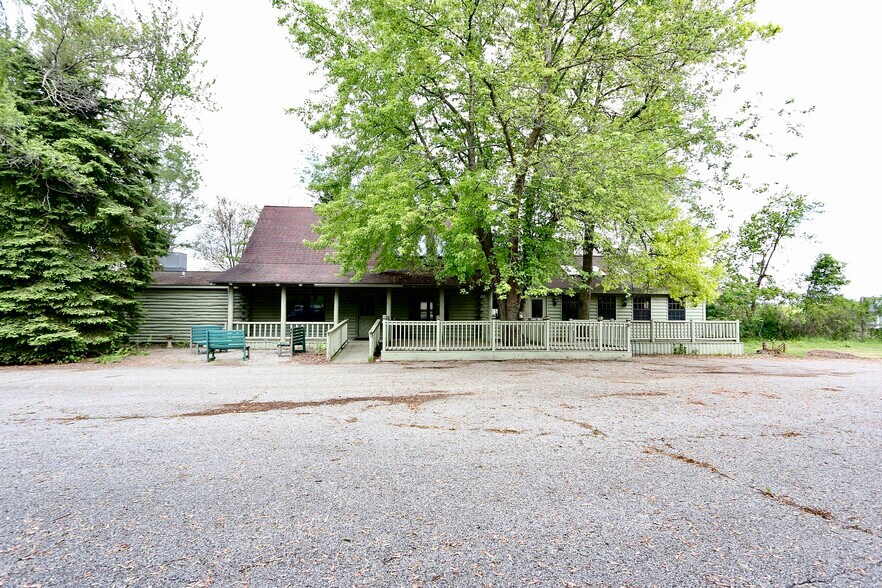 More Photos Of 215 IN-120, Fremont Restaurant For Sale