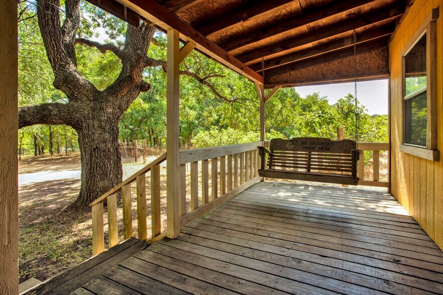 More Photos Of 10207 E Hwy 290, Fredericksburg Freestanding For Sale
