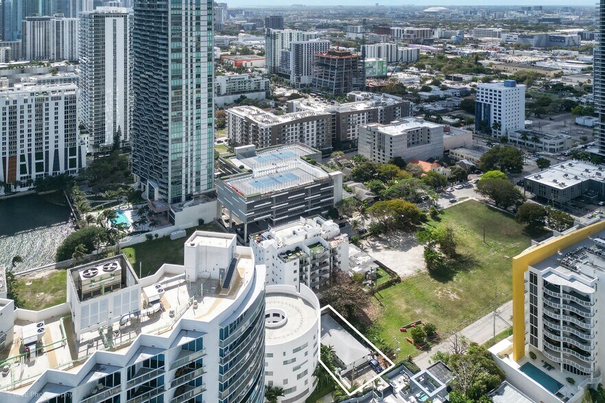 More Photos Of 460 NE 29th Ter, Miami Land For Sale