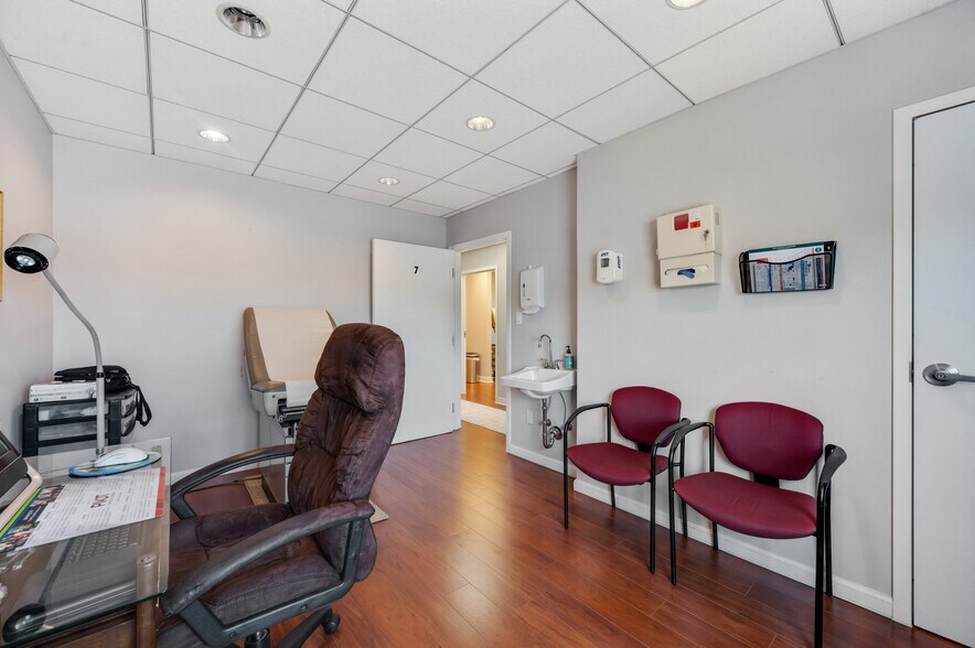 More Photos Of 14904 Richmond Hwy, Woodbridge Medical For Sale
