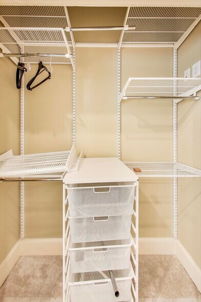 More Photos Of 1324 10th St NW, Washington Apartments For Sale