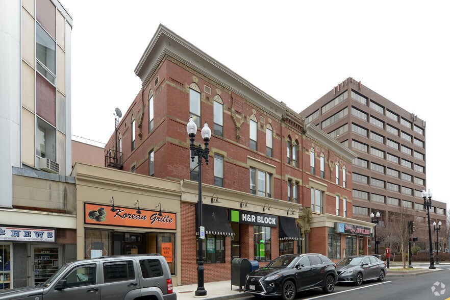 More Photos Of 1415-1425 Hancock St, Quincy Office For Lease