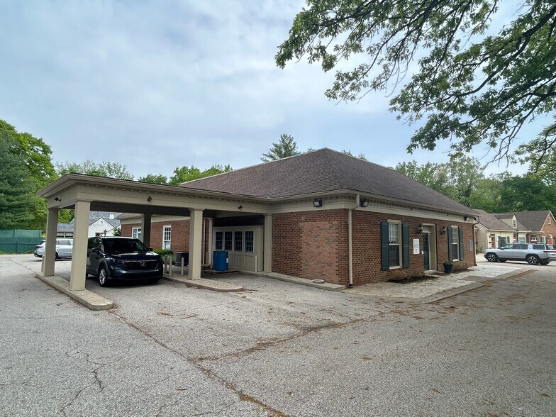 More Photos Of 614 Wooster Pike, Terrace Park Storefront Retail Office For Lease