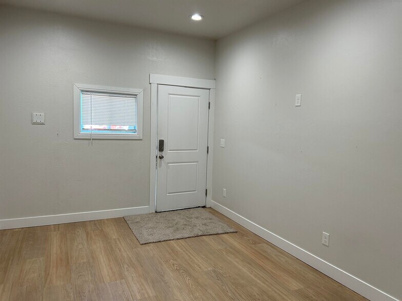More Photos Of 612 N Arthur Ave, Pocatello Apartments For Sale