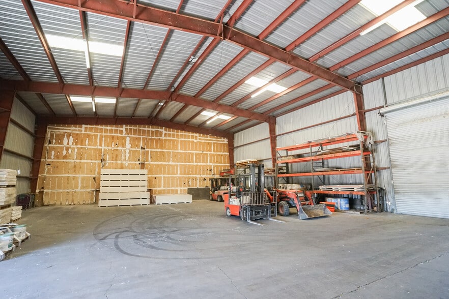 More Photos Of 3118 West Ave, Ceres Warehouse For Sale