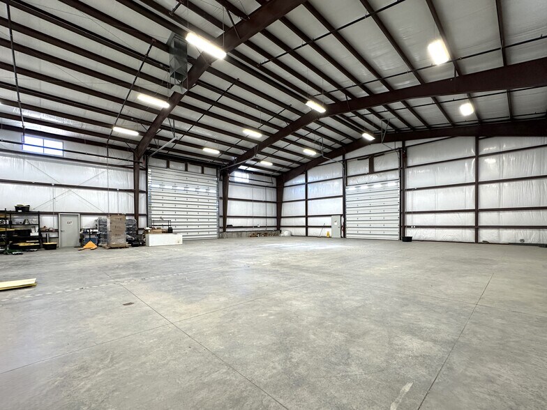 More Photos Of 18668 B50 Rd, Delta Distribution For Lease