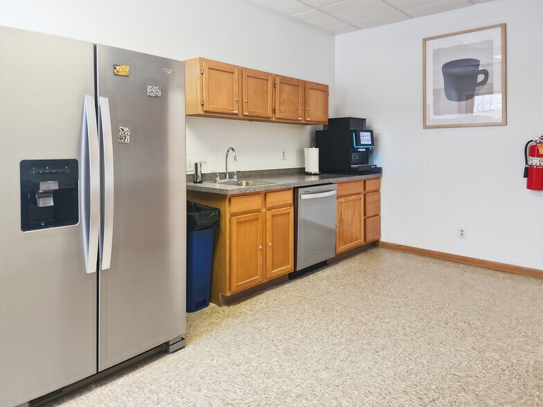 More Photos Of 2479 Woodlake Cir, Okemos Coworking Space