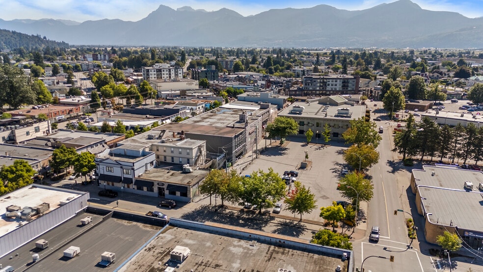 More Photos Of 45886 Wellington Ave, Chilliwack Hotel For Sale