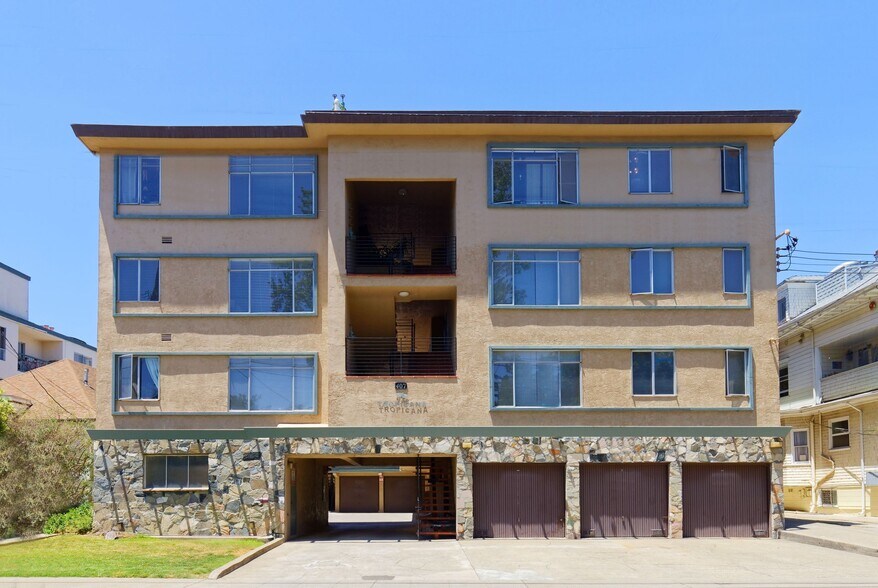 More Photos Of 407 Vernon St, Oakland Apartments For Sale