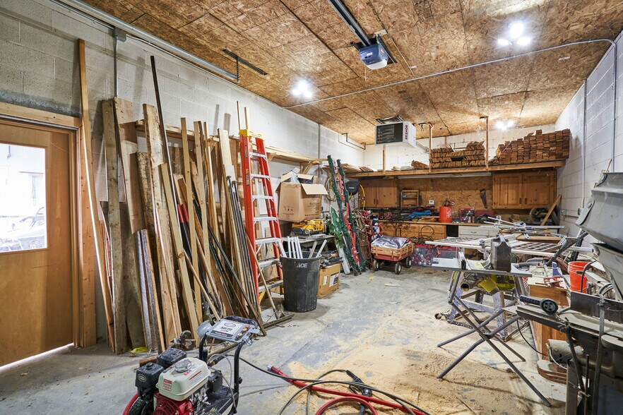 More Photos Of 295 Water St, Wadsworth Warehouse For Sale