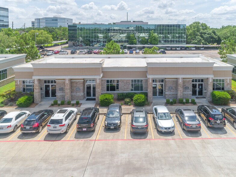 More Photos Of 16000 Park Ten Pl, Houston Office For Lease