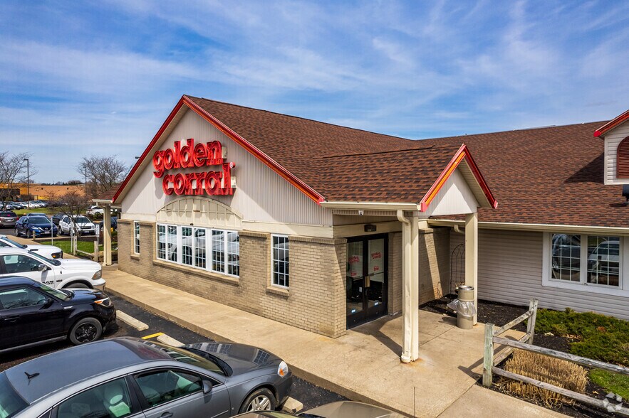 More Photos Of 4910 Dressler Rd NW, Canton Restaurant For Lease