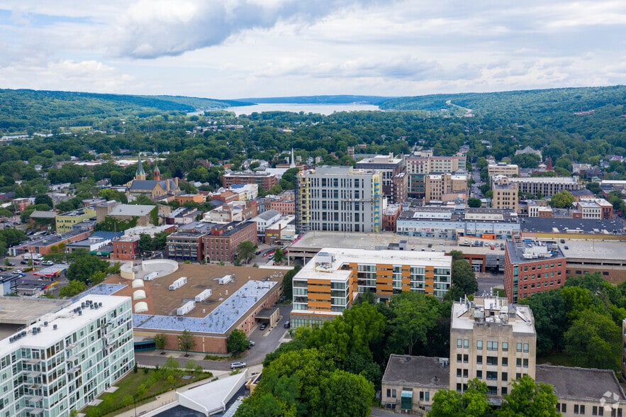 More Photos Of 131 E Green St, Ithaca Apartments For Lease