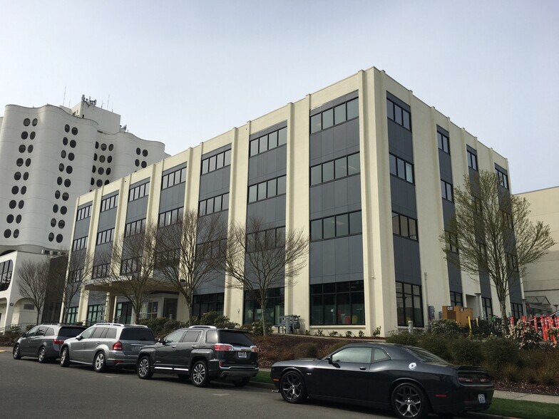 More Photos Of 1624 S I St, Tacoma Medical For Lease