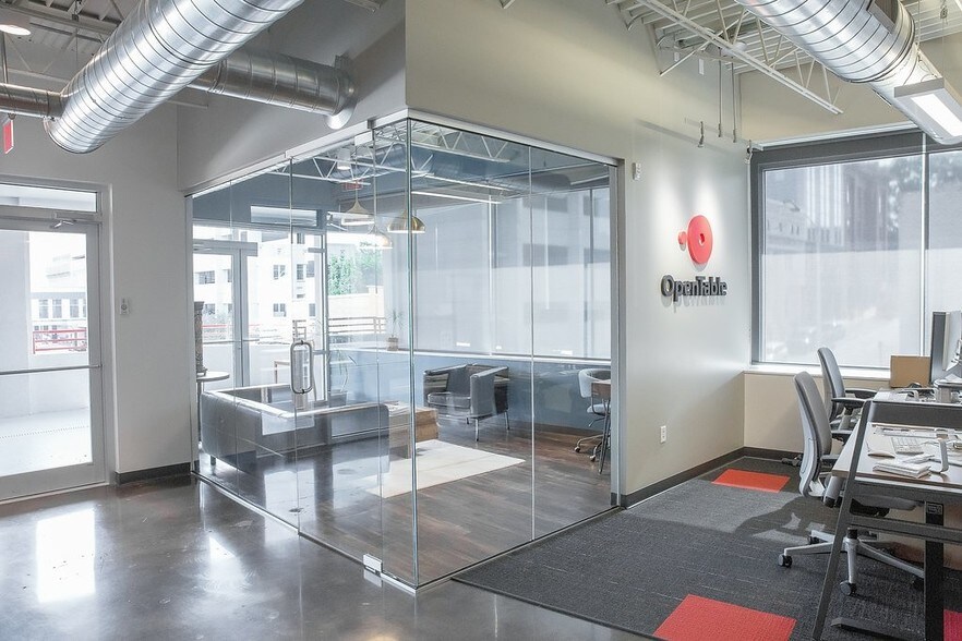 More Photos Of 701-709 Cherry St, Chattanooga Office For Lease