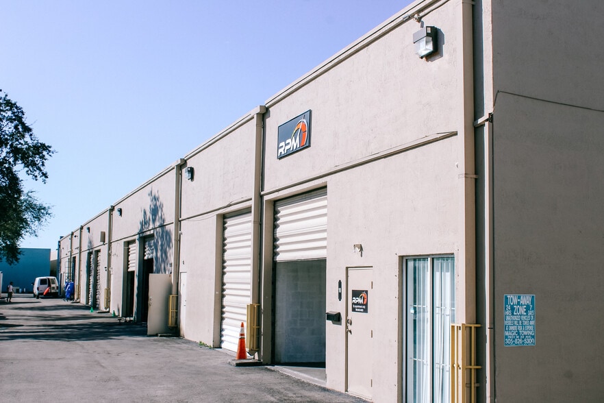More Photos Of 8001 W 26th Ave, Hialeah Warehouse For Lease