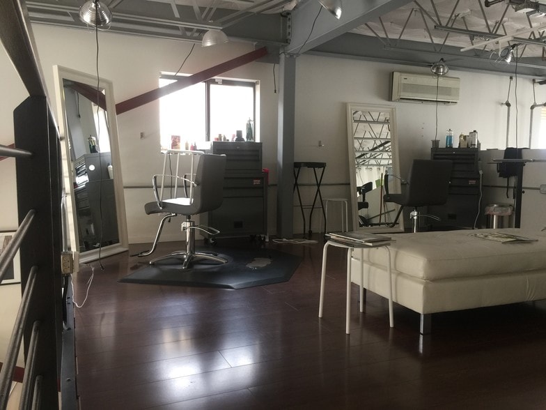 More Photos Of 3377 Blake St, Denver Office Residential For Lease