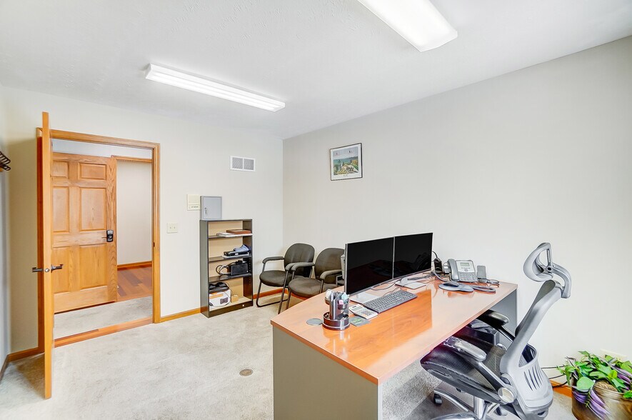 More Photos Of 9672-9694 Cincinnati Columbus Rd, West Chester Office Residential For Sale