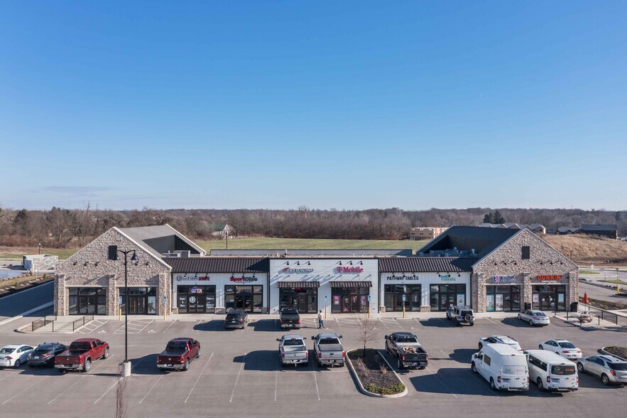 More Photos Of 50 Coughlin Ln, Delaware Storefront Retail Office For Lease